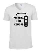Vigyázz, kész, kúp! - V nyakú férfi póló